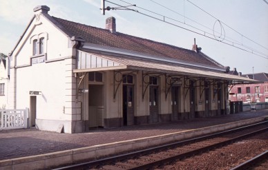 Oostkamp - SNCB K04430-01 (6).jpg